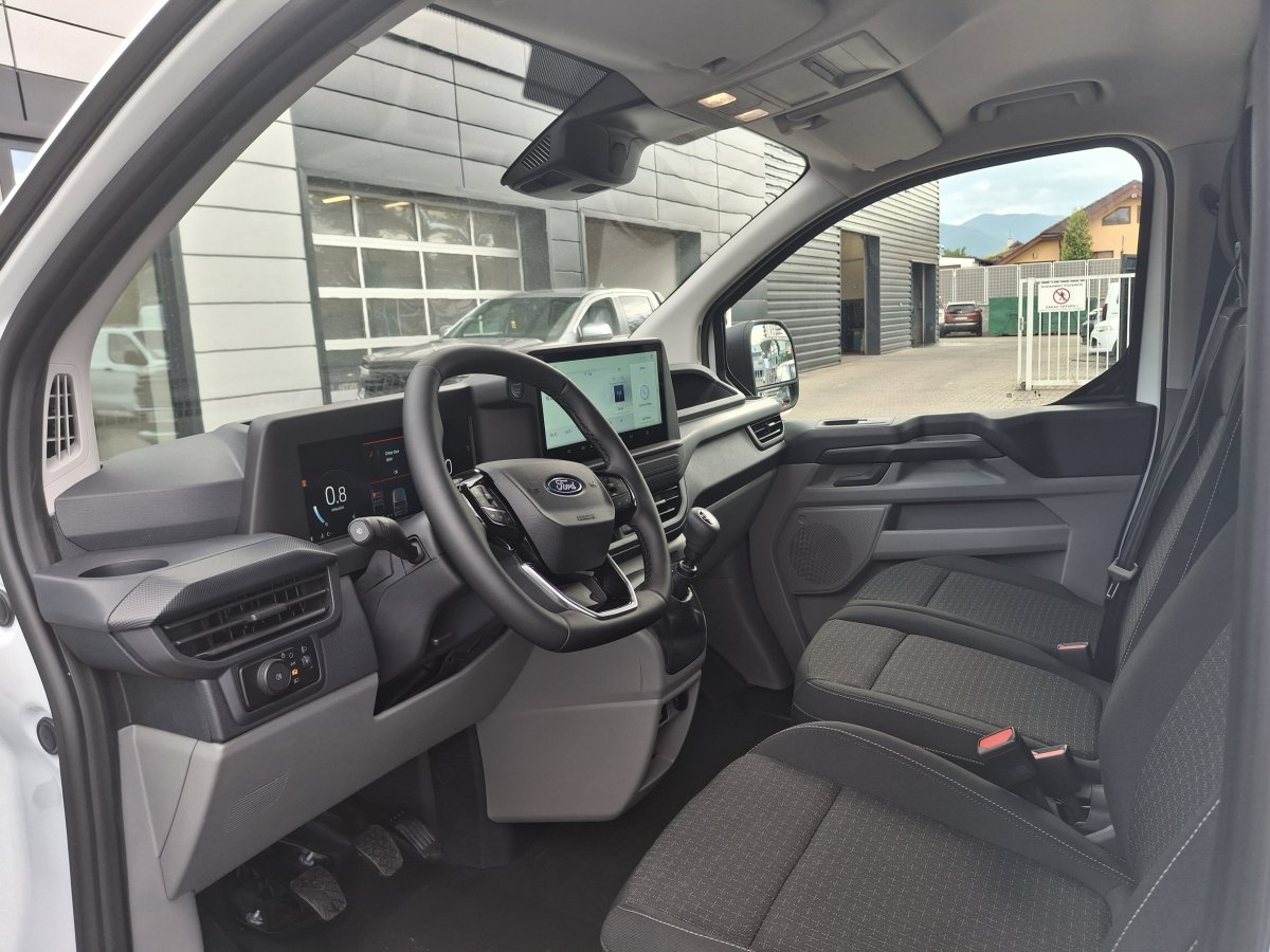 Ford Transit Custom 2,0 TDCi DC VAN Trend L2 136k M6