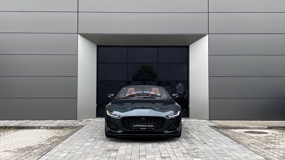Jaguar F-TYPE 5.0 S/C P450 V8 Convertible 75th edition