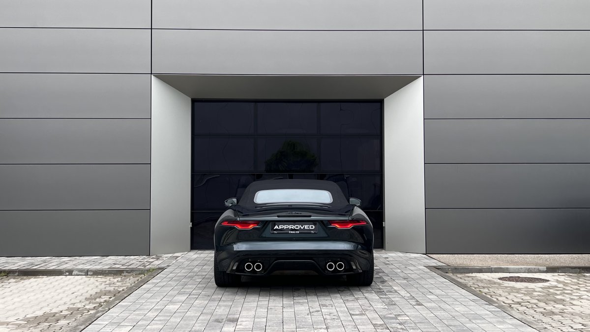 Jaguar F-TYPE 5.0 S/C P450 V8 Convertible 75th edition