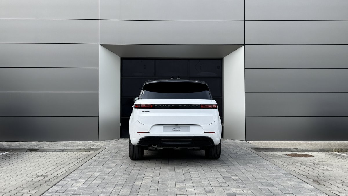 Land Rover Range Rover Sport 3.0D I6 D300 Dynamic SE