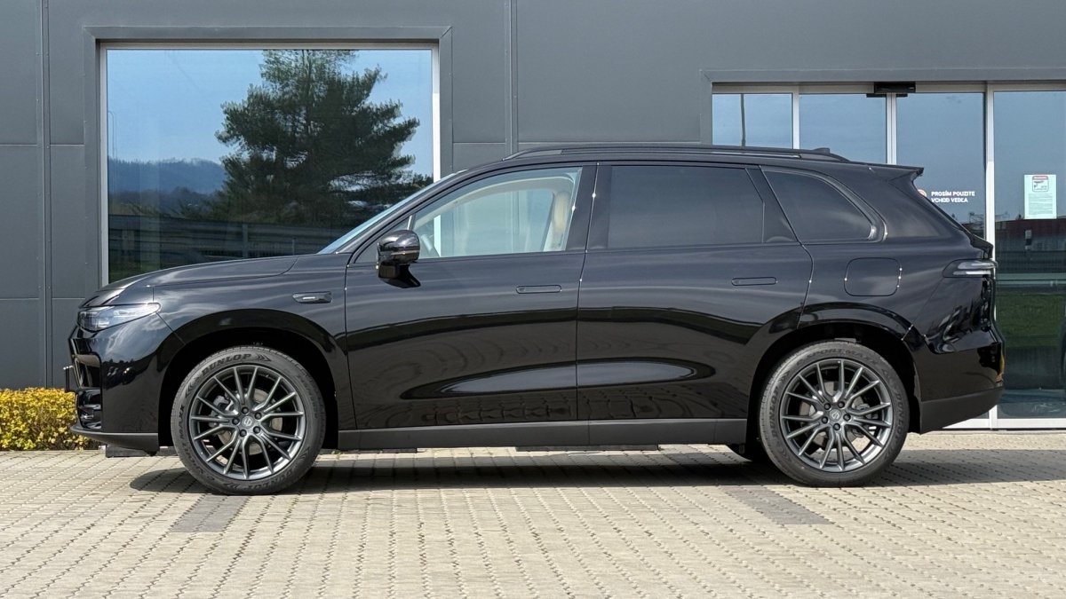 Leapmotor C10 Elektromotor Design REEV 215k 28,4 kWh