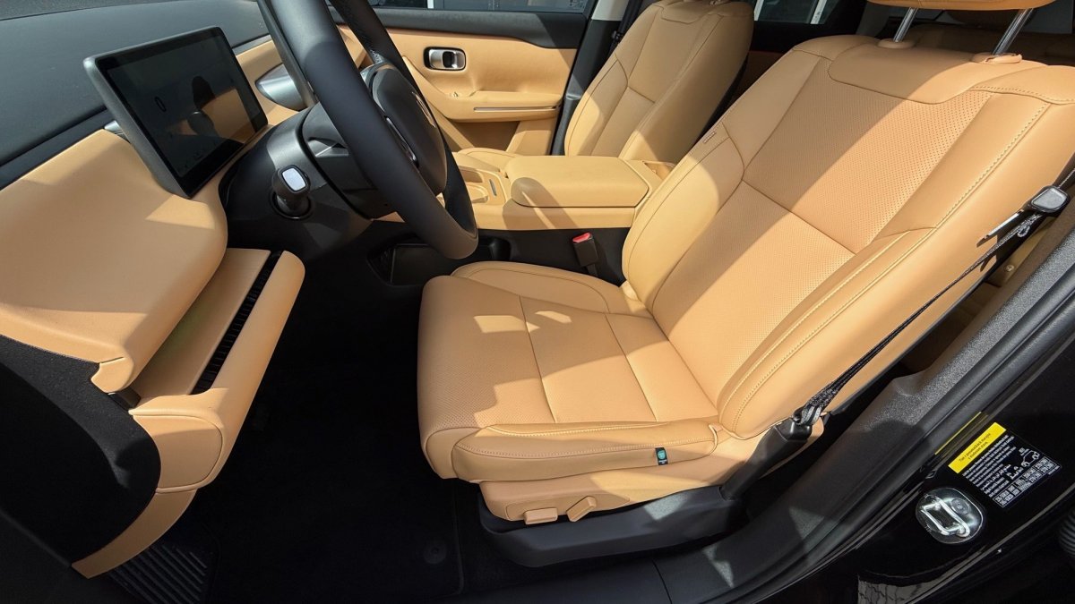 Leapmotor C10 Elektromotor Design REEV 215k 28,4 kWh