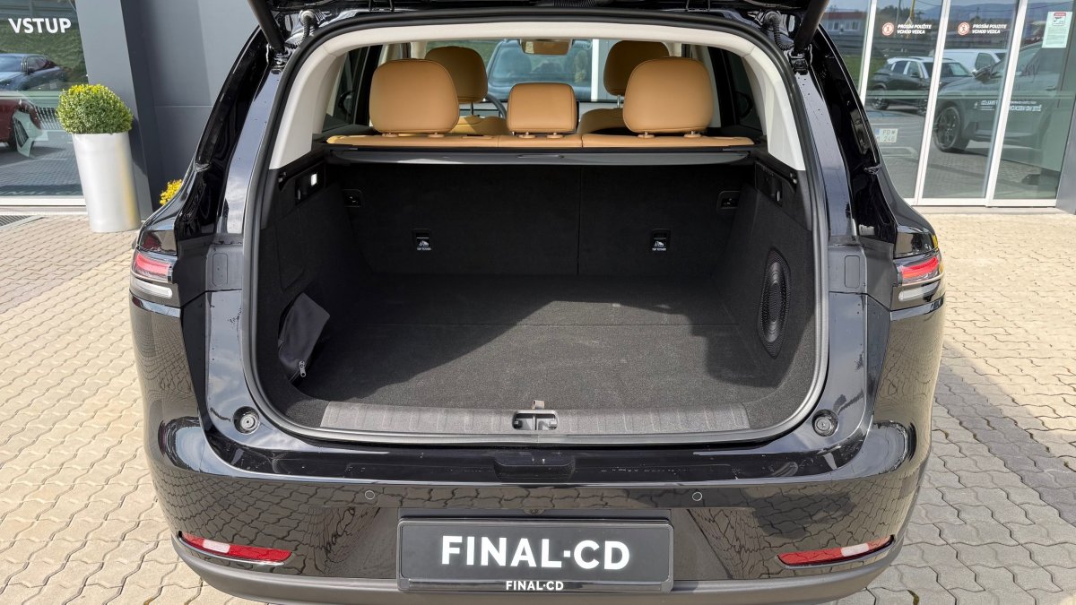 Leapmotor C10 Elektromotor Design REEV 215k 28,4 kWh