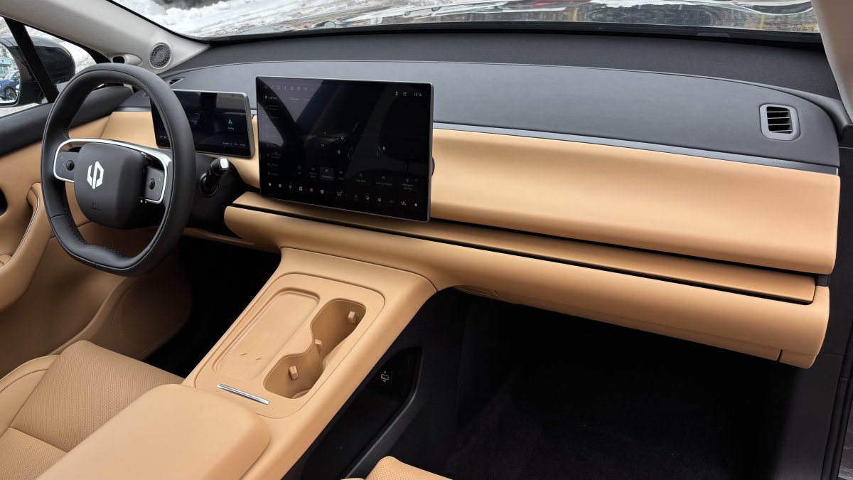 Leapmotor C10 Elektromotor  Design 598k AWD 81,9 kWh (800V) 