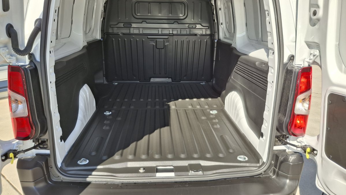 Opel Combo Van 1.5 CDTi Van PLUS L1 130k MT6 