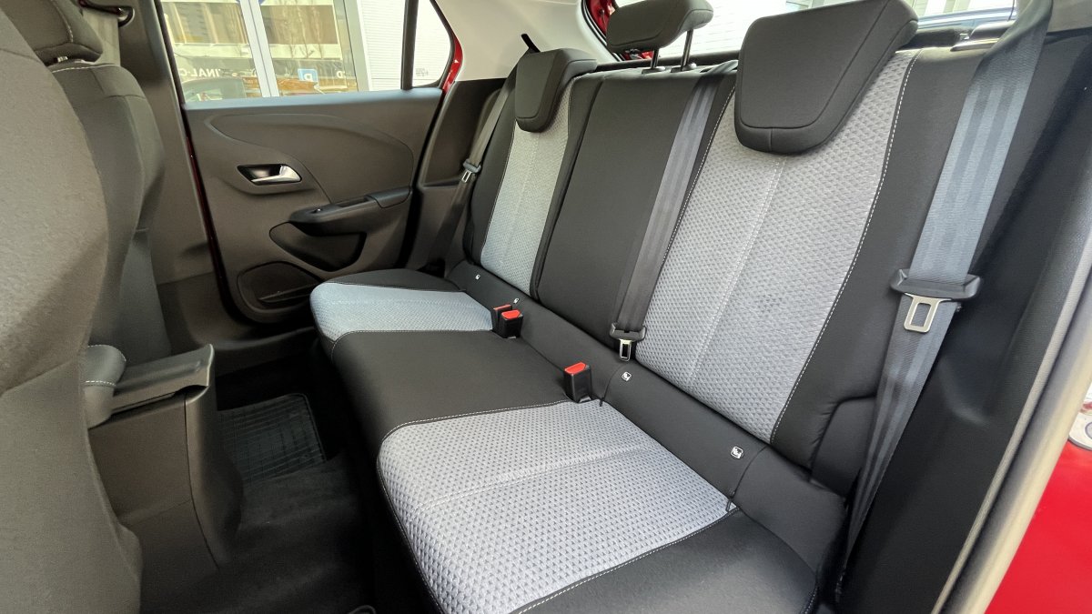 Opel Corsa NEW 1,2 Turbo Edition 74kW MT6