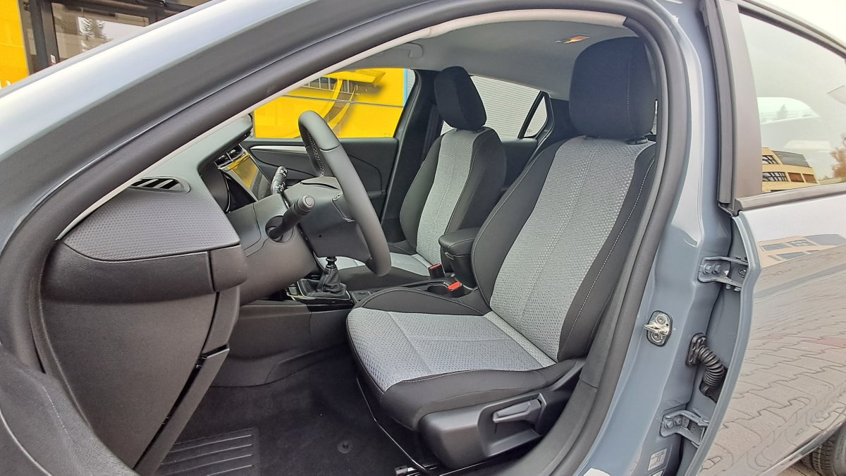 Opel Corsa NEW 1,2 Turbo Edition 74KW MT6