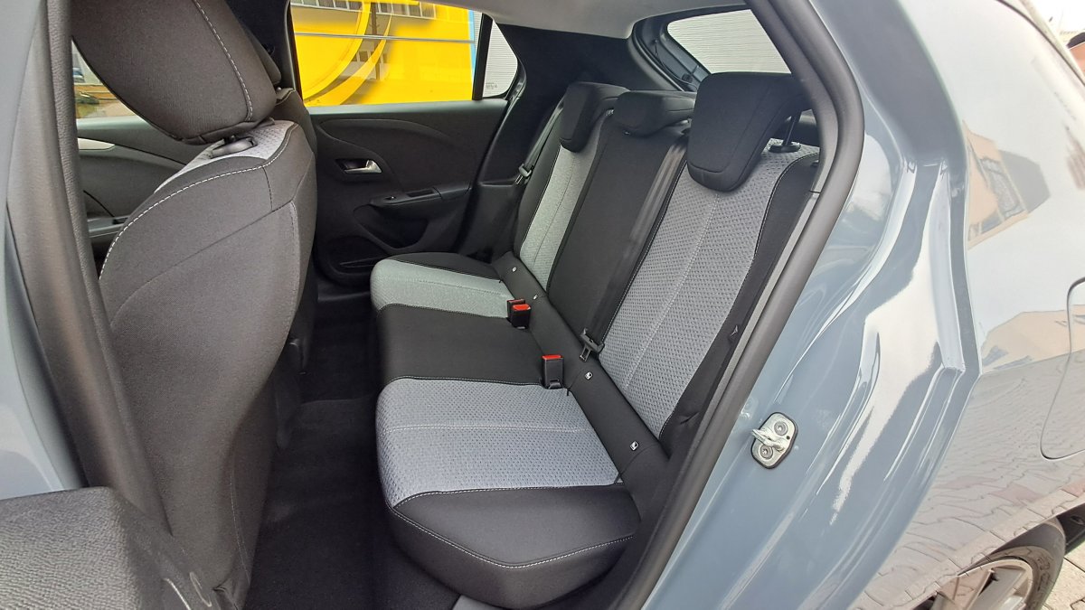 Opel Corsa NEW 1,2 Turbo Edition 74KW MT6