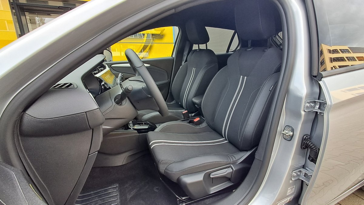 Opel Corsa NEW 1,2 Turbo GS 74kw AT8