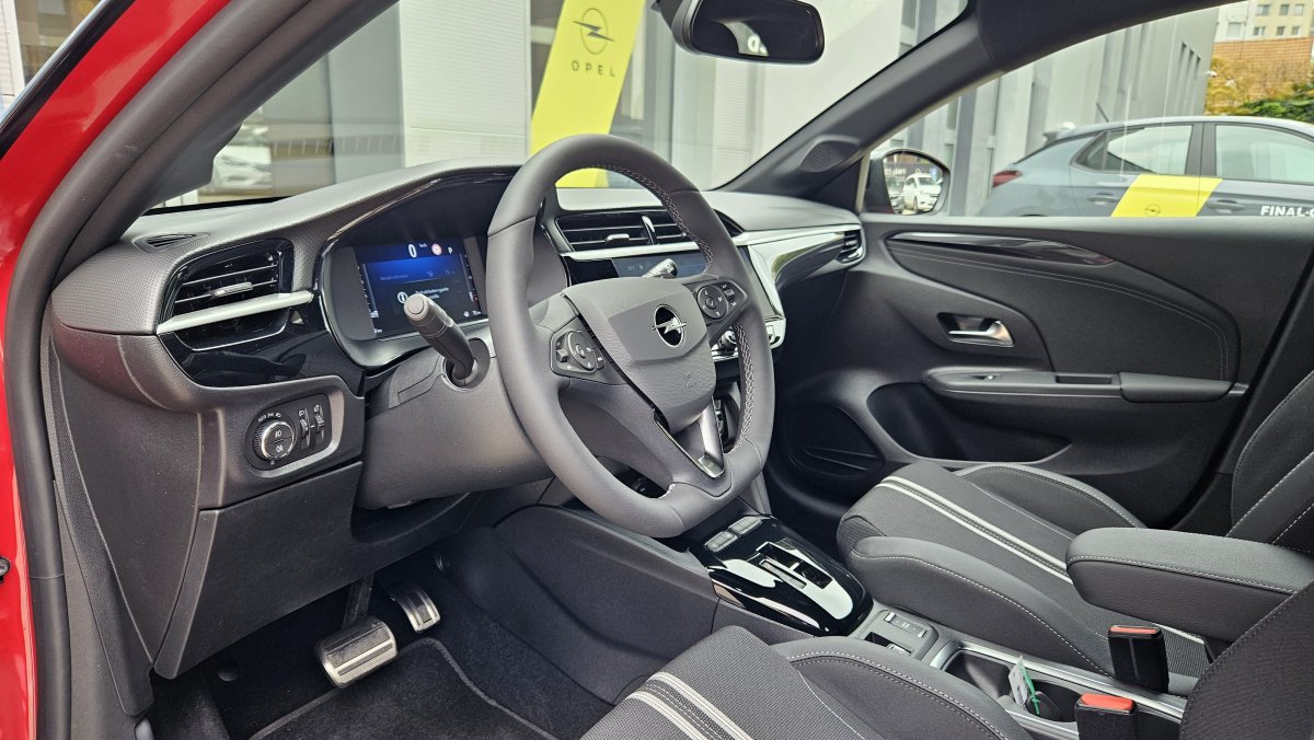 Opel Corsa NEW 1,2 Turbo YES 1,2T 74kW AT8