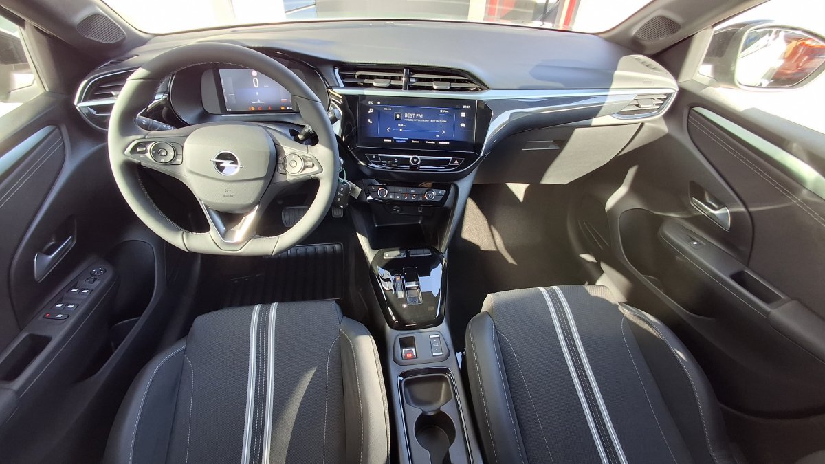 Opel Corsa NEW 1.2 Hybrid YES 110k e-DCT6