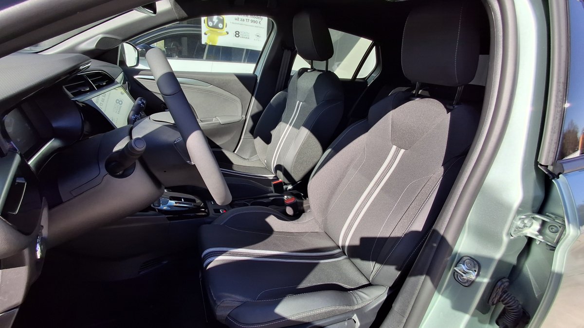 Opel Corsa NEW 1.2 Hybrid YES 110k e-DCT6