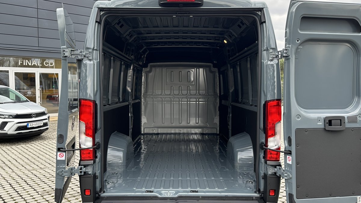 Opel Movano Van 2,2 CDTi 3500 Heavy L4H2 Odpružené sedadlo vodiča / Zosilnená náprava