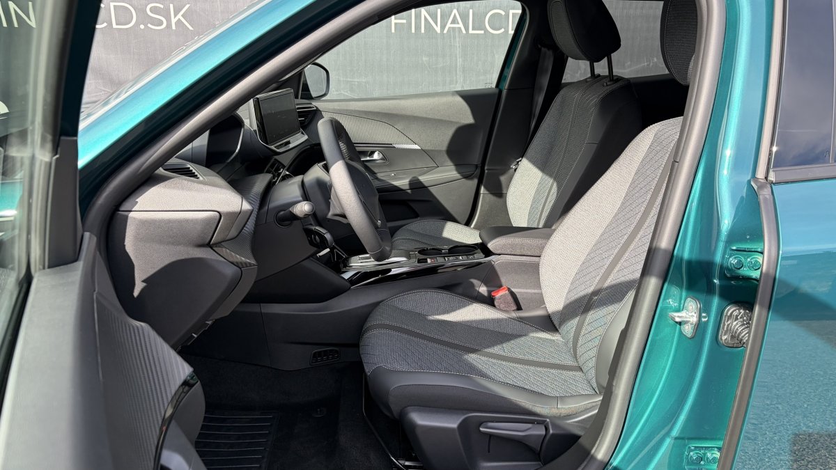 Peugeot 2008 NEW 1.2 Hybrid ALLURE 1.2 Hybrid 145k e-DCS6