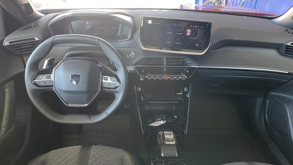 Peugeot 2008 NEW 1.2 Hybrid ALLURE 1.2 Hybrid 145k e-DCS6