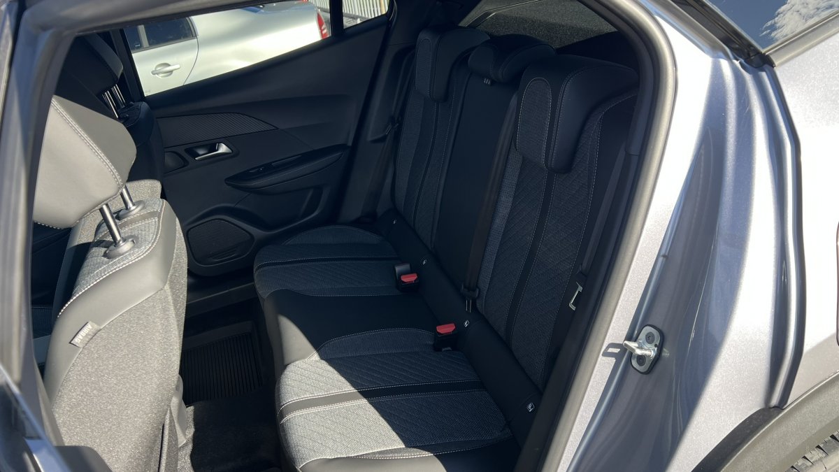 Peugeot 2008 NEW 1.2 Hybrid ALLURE 1.2 Hybrid 145k e-DCS6