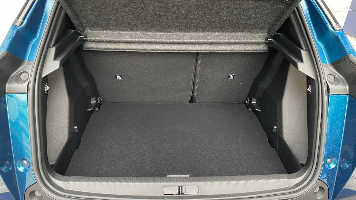 Peugeot 2008 NEW 1.2 Hybrid ALLURE 1.2 Hybrid 145k e-DCS6