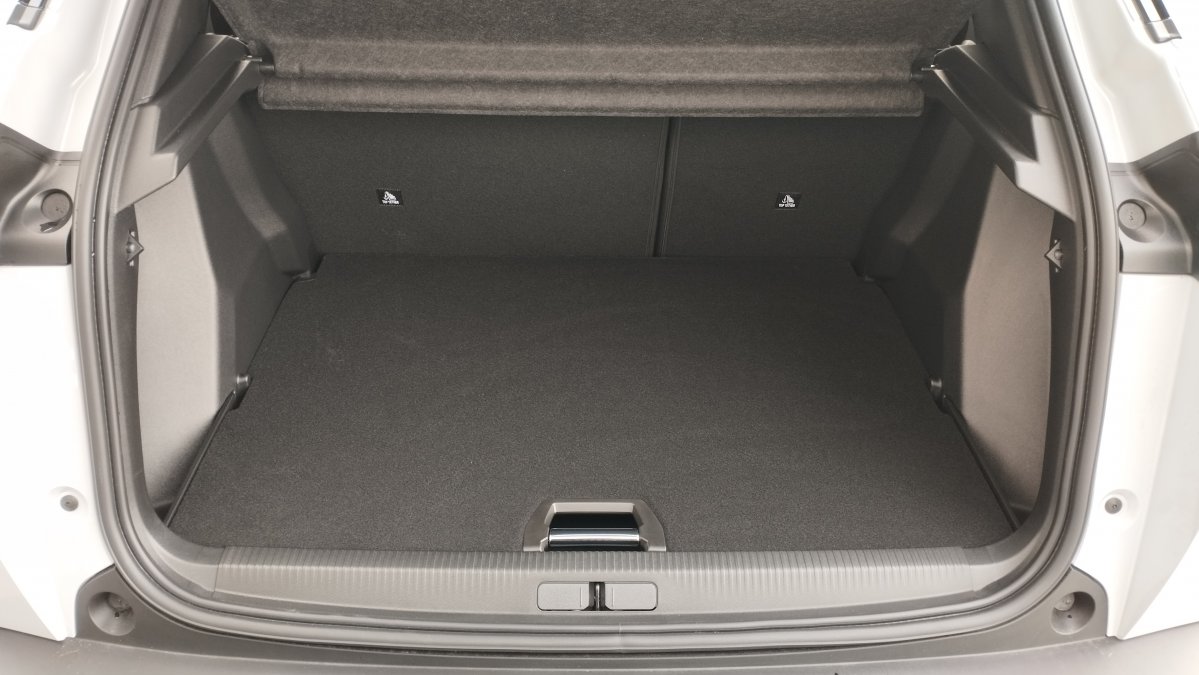 Peugeot 2008 NEW 1.2 Hybrid ALLURE 1.2 Hybrid 145k e-DCS6