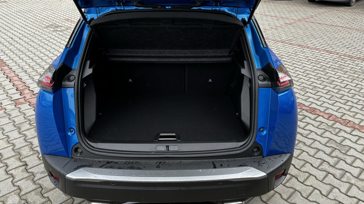 Peugeot 2008 NEW 1.2 PureTech  GT 1.2 130k EAT8         