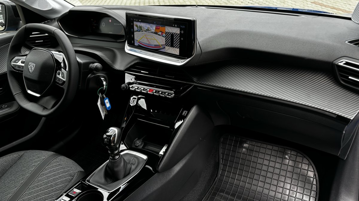 Peugeot 208 NEW 1.2 PureTech ALLURE  1.2 PureTech 100k BVM6 