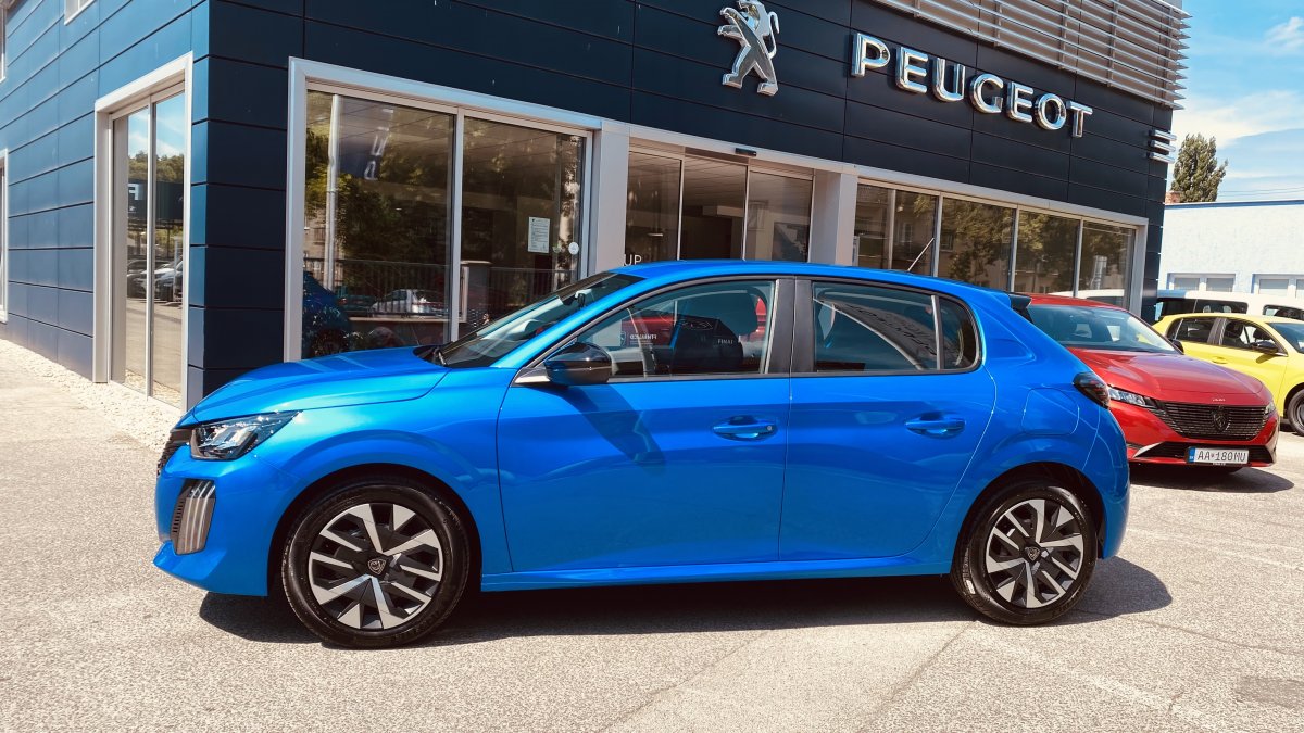 Peugeot 208 NEW 1.2 PureTech PRESTIGE Active 1.2 PureTech 75k