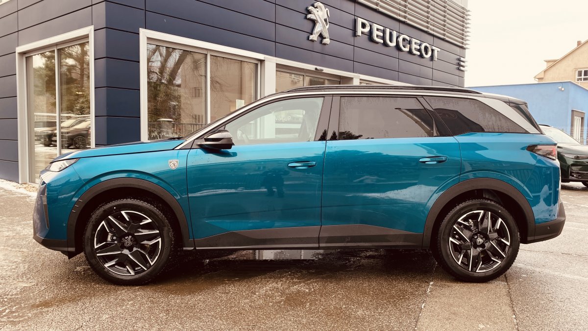 Peugeot 5008 NEW 1.2 Hybrid GT 145 e-DCS6 7 miest