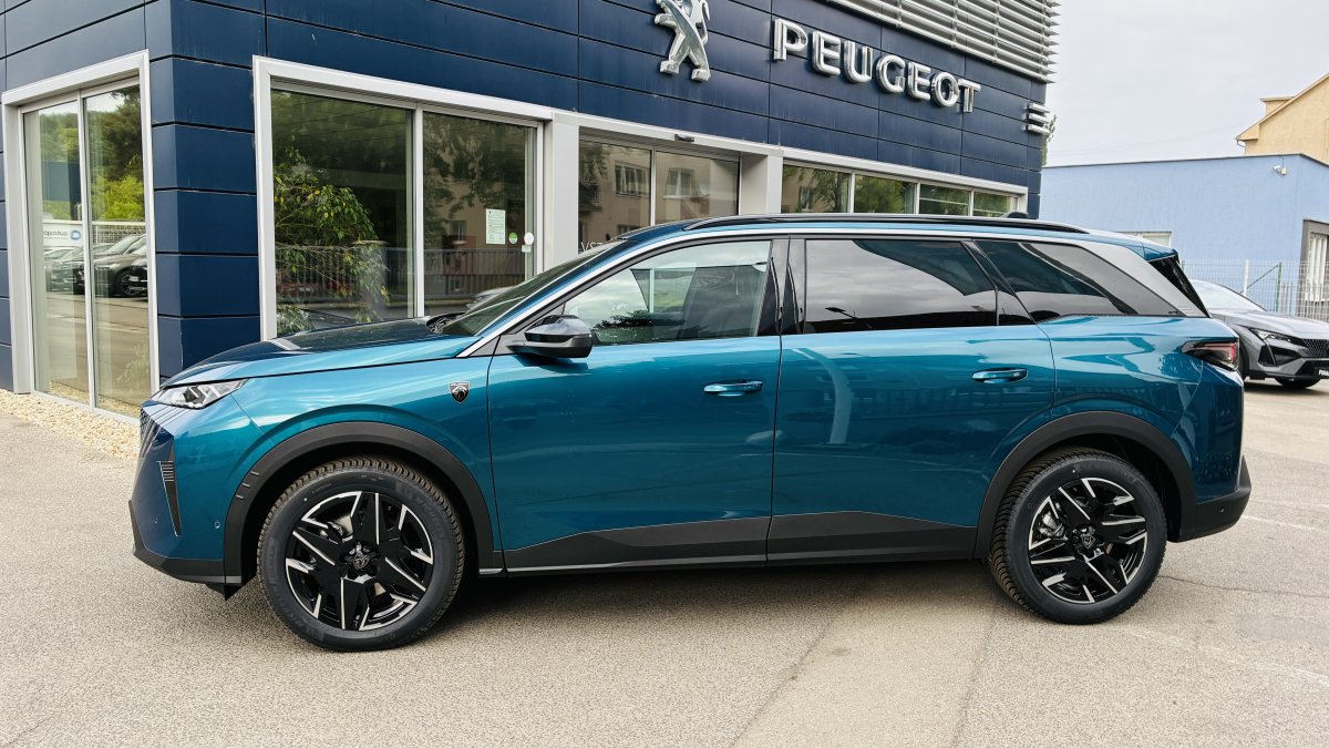 Peugeot 5008 NEW 1.2 Hybrid GT 145 e-DCS6 7 miest