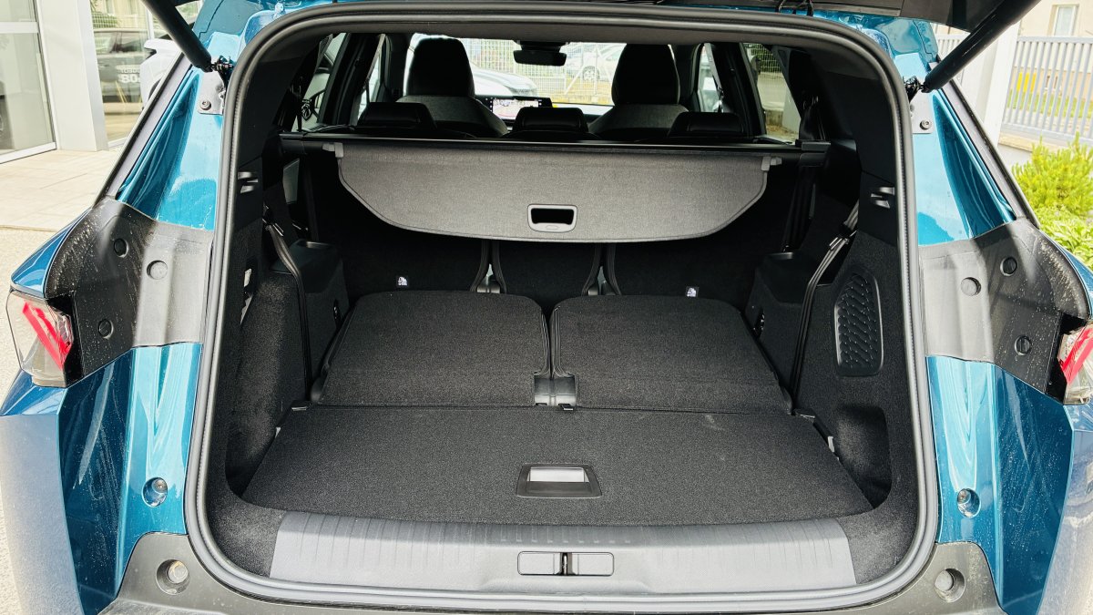 Peugeot 5008 NEW 1.2 Hybrid GT 145 e-DCS6 7 miest