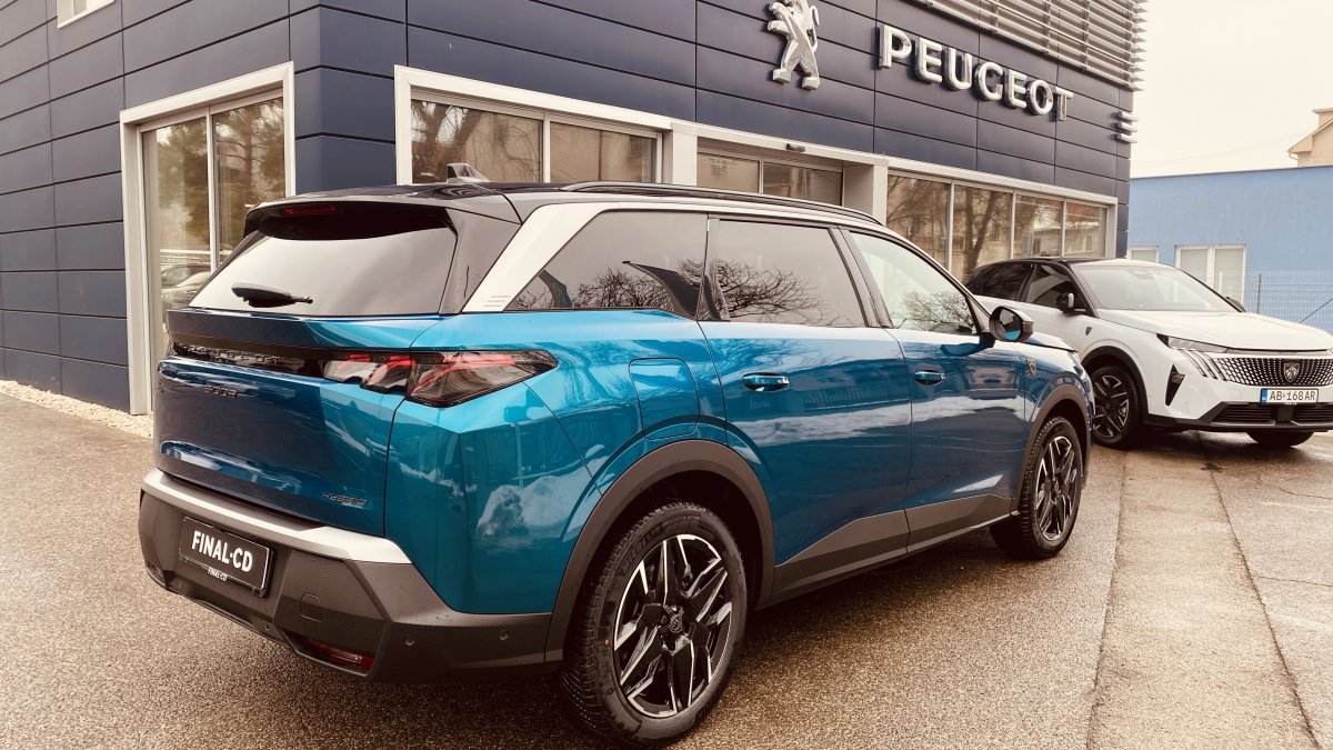Peugeot 5008 NEW 1.2 Hybrid GT 145 e-DCS6 7 miest