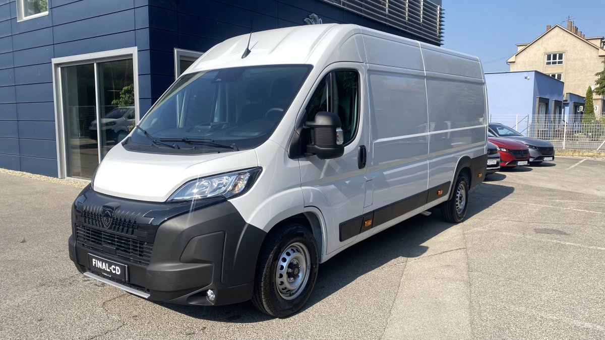 Peugeot Boxer 2.2 BlueHDi Furgon 435 L4H2 180k EAT8 s kamerou