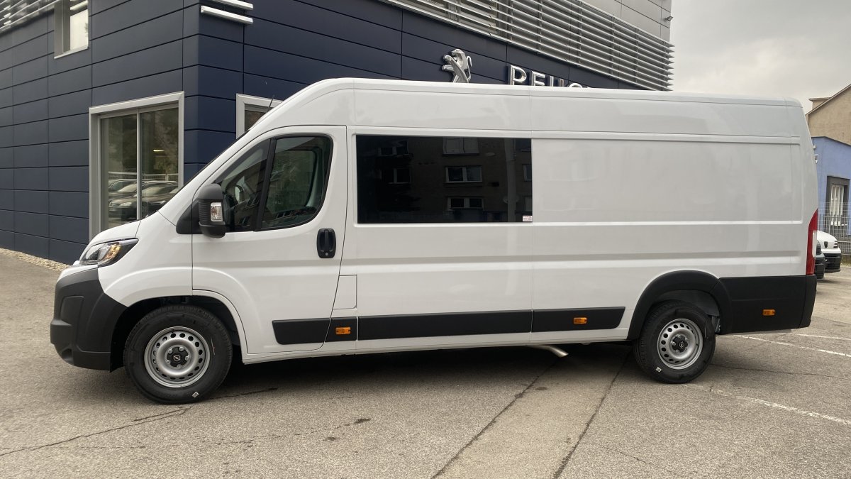 Opel Movano NEW 2.2 BlueHDi Furgon 7 miest 435 L4H2 s kamerou
