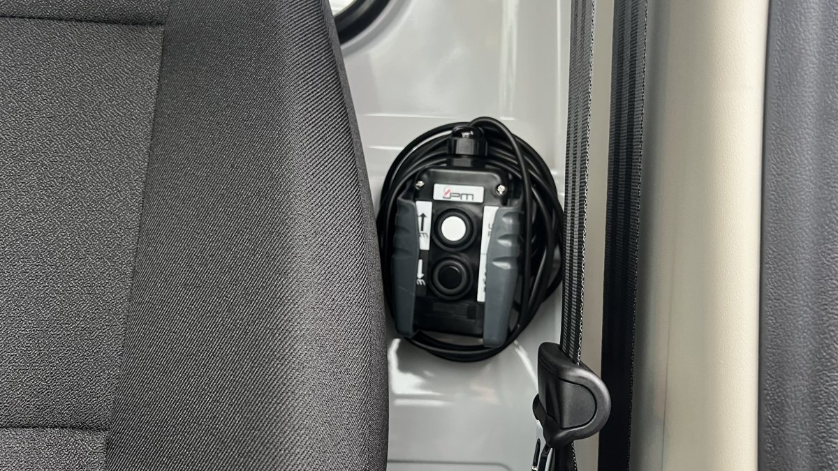 Peugeot Boxer 2.2 BlueHDi 3S Sklápač 435 L4 2.2 BlueHDi 180 €6.4 MT6