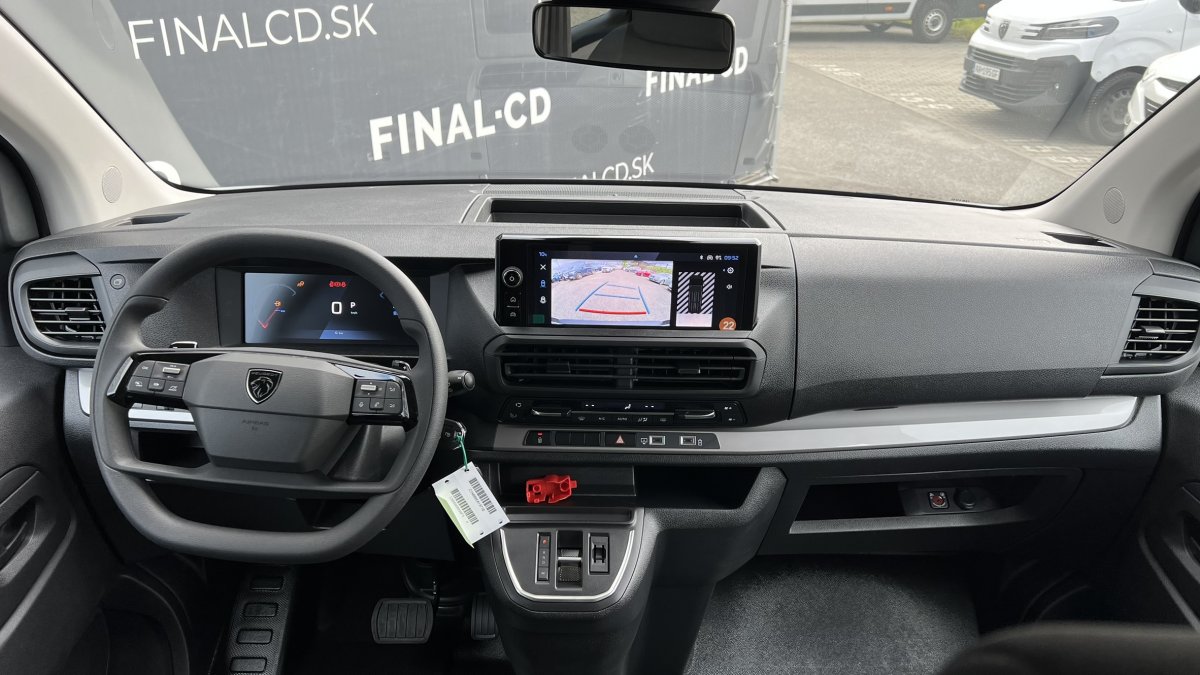 Peugeot Expert Combi 2.2 BlueHDi COMBI L2 2.2 BlueHDi 180  EAT8 (MYL0), 9 MIEST NA SEDENIE