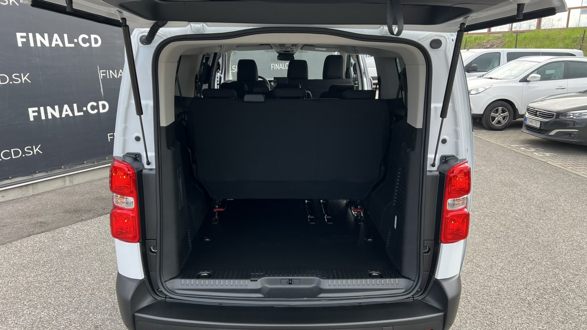 Peugeot Expert Combi 2.2 BlueHDi COMBI L2 2.2 BlueHDi 180  EAT8 (MYL0), 9 MIEST NA SEDENIE