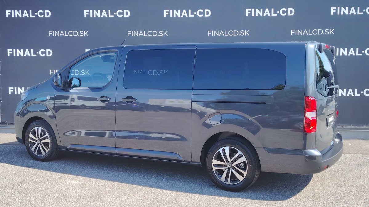 Peugeot Traveller 2,0 BlueHDi Business L2 Combi BlueHDi 180 S&S EAT8 8 MIEST NA SEDENIE