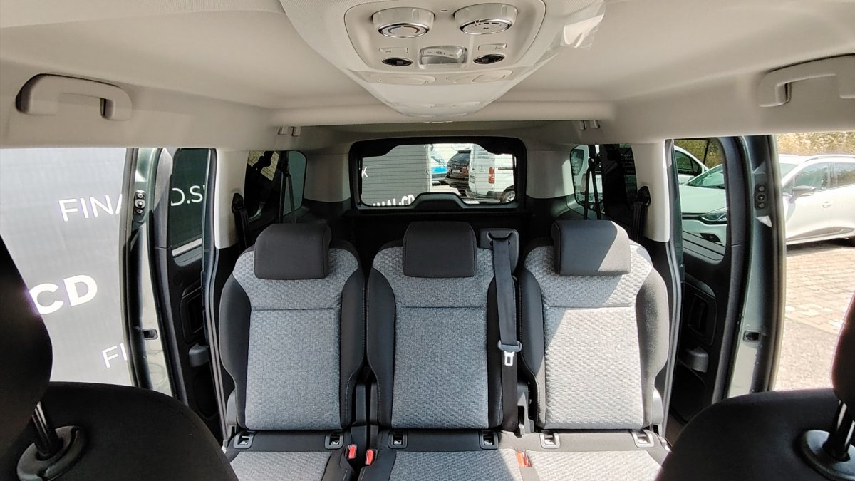 Peugeot Traveller 2.2 BlueHDi BUSINESS L3 2.2 BlueHDi 180 EAT8