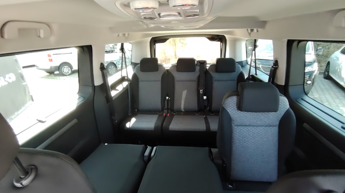 Peugeot Traveller 2.2 BlueHDi BUSINESS L3 2.2 BlueHDi 180 EAT8