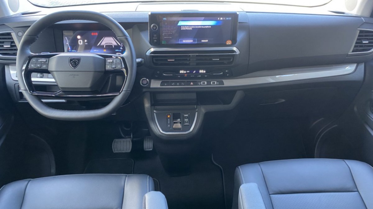 Peugeot Traveller 2,0 BlueHDi Business VIP + koža L3 7 miest 