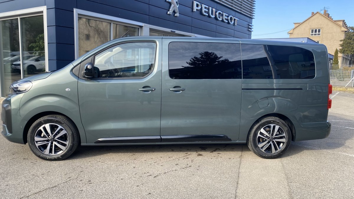 Peugeot Traveller 2,0 BlueHDi Business VIP + koža L3 7 miest 