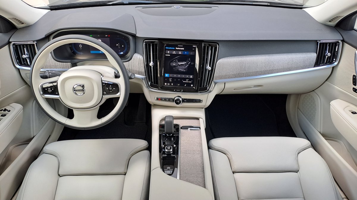 Volvo V90 CROSS COUNTRY B4 (D) Core AT8 AWD