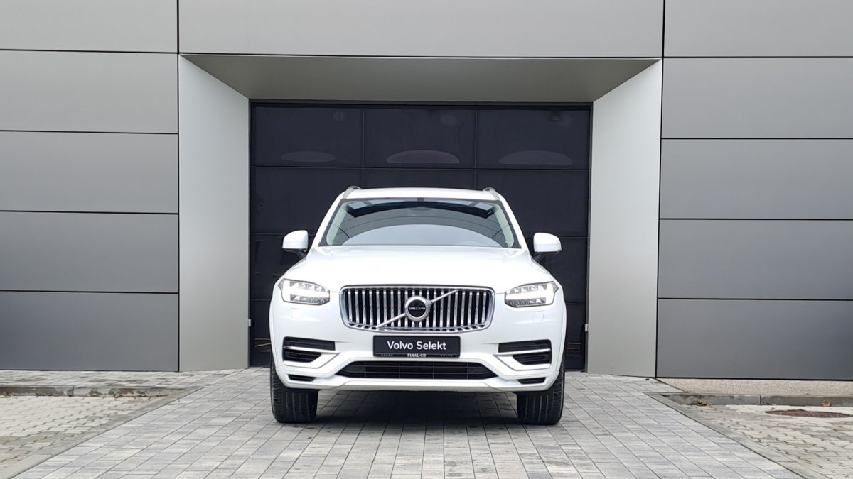 Volvo XC90 T8 (P) Core AT8 AWD 7 miest eAWD