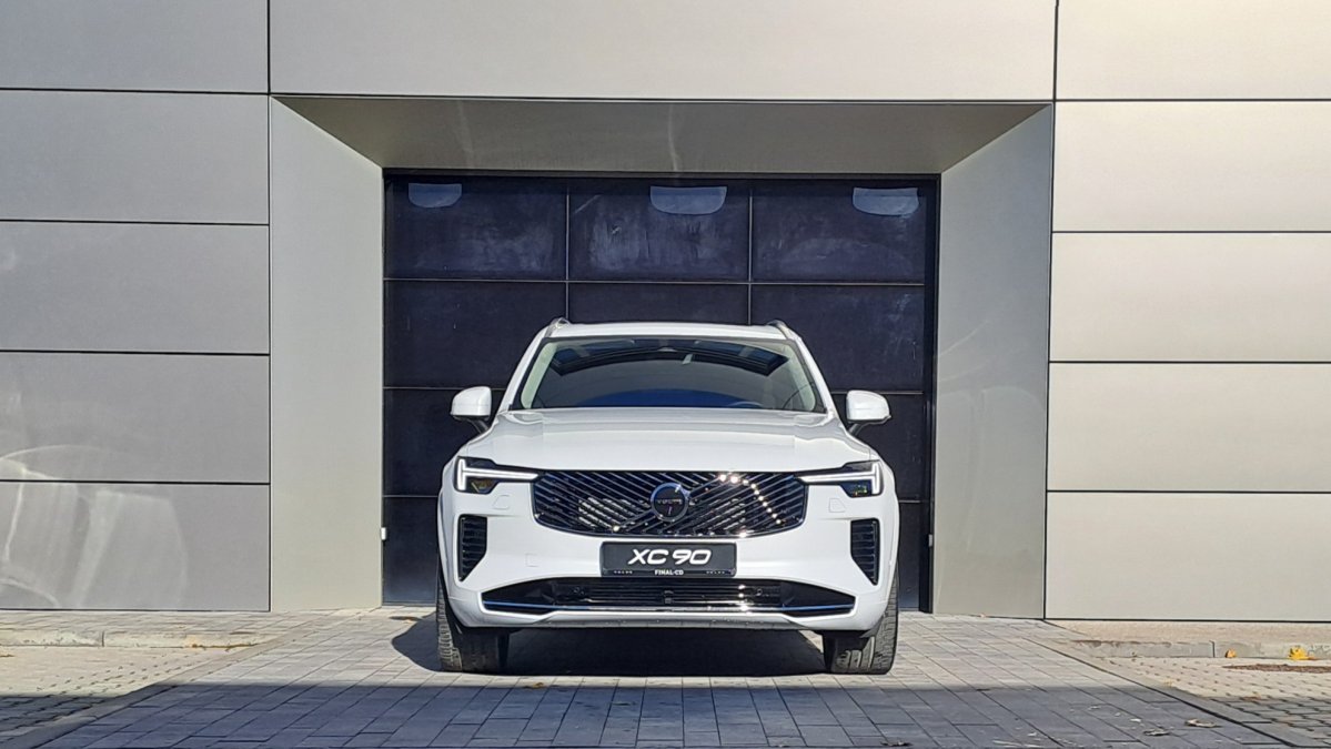 Volvo XC90 T8 (P) Plus Bright AT8 AWD 7 miest eAWD