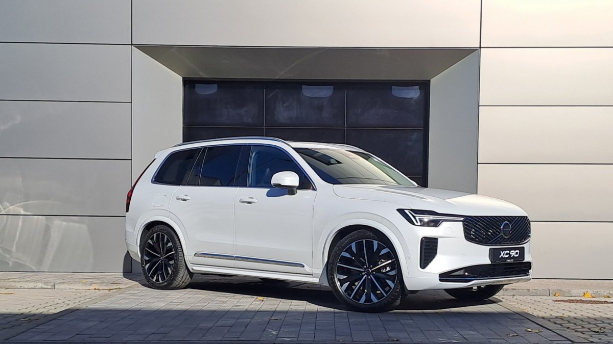 Volvo XC90 T8 (P) Plus Bright AT8 AWD 7 miest eAWD