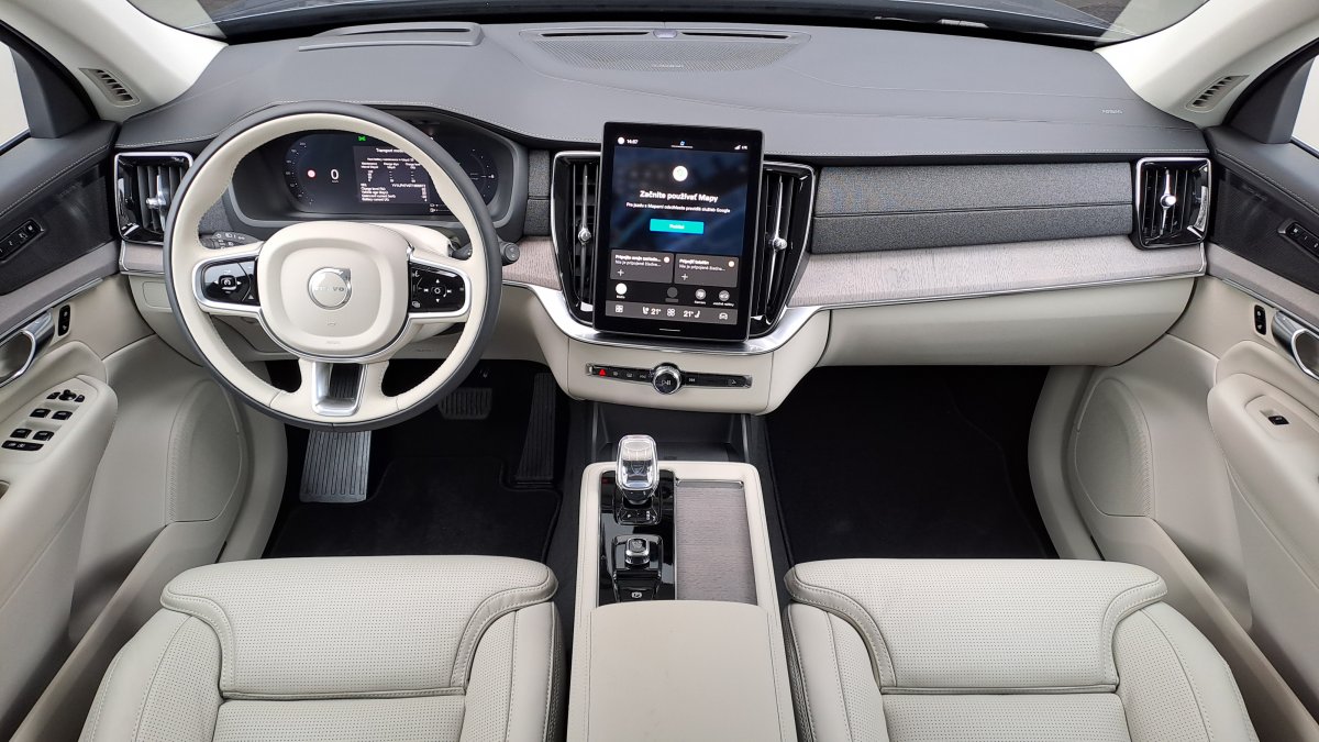 Volvo XC90 T8 (P) Plus Bright AT8 AWD 7 miest eAWD