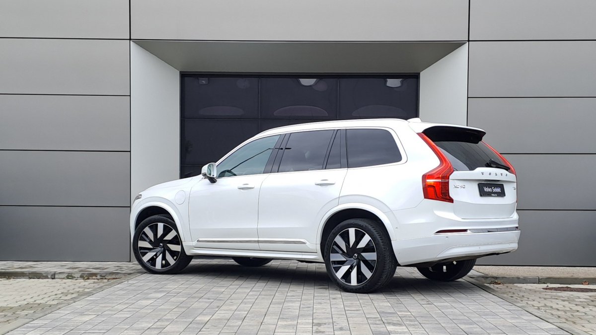 Volvo XC90 T8 (P) Plus Dark AT8 AWD 7 miest eAWD