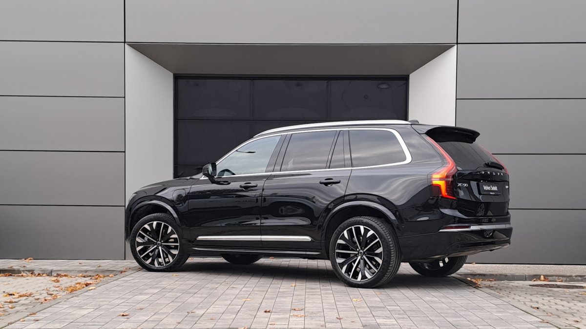 Volvo XC90 T8 (P) Ultra Bright AT8 AWD 7 miest eAWD